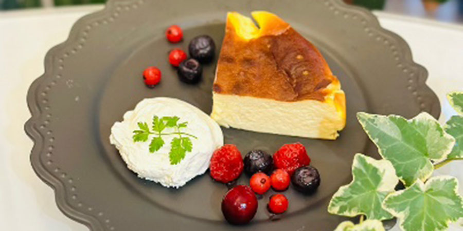 バスクチーズケーキ